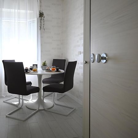 Sogno In Via Dante 336 Bari Bagian luar foto
